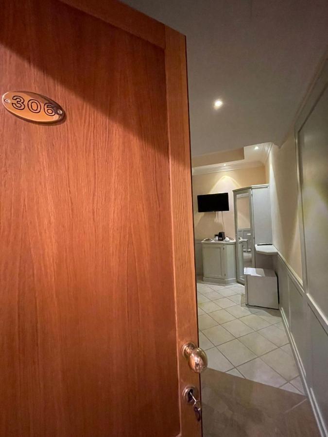 Casa Di Stefano Bed & Breakfast Roma Dış mekan fotoğraf